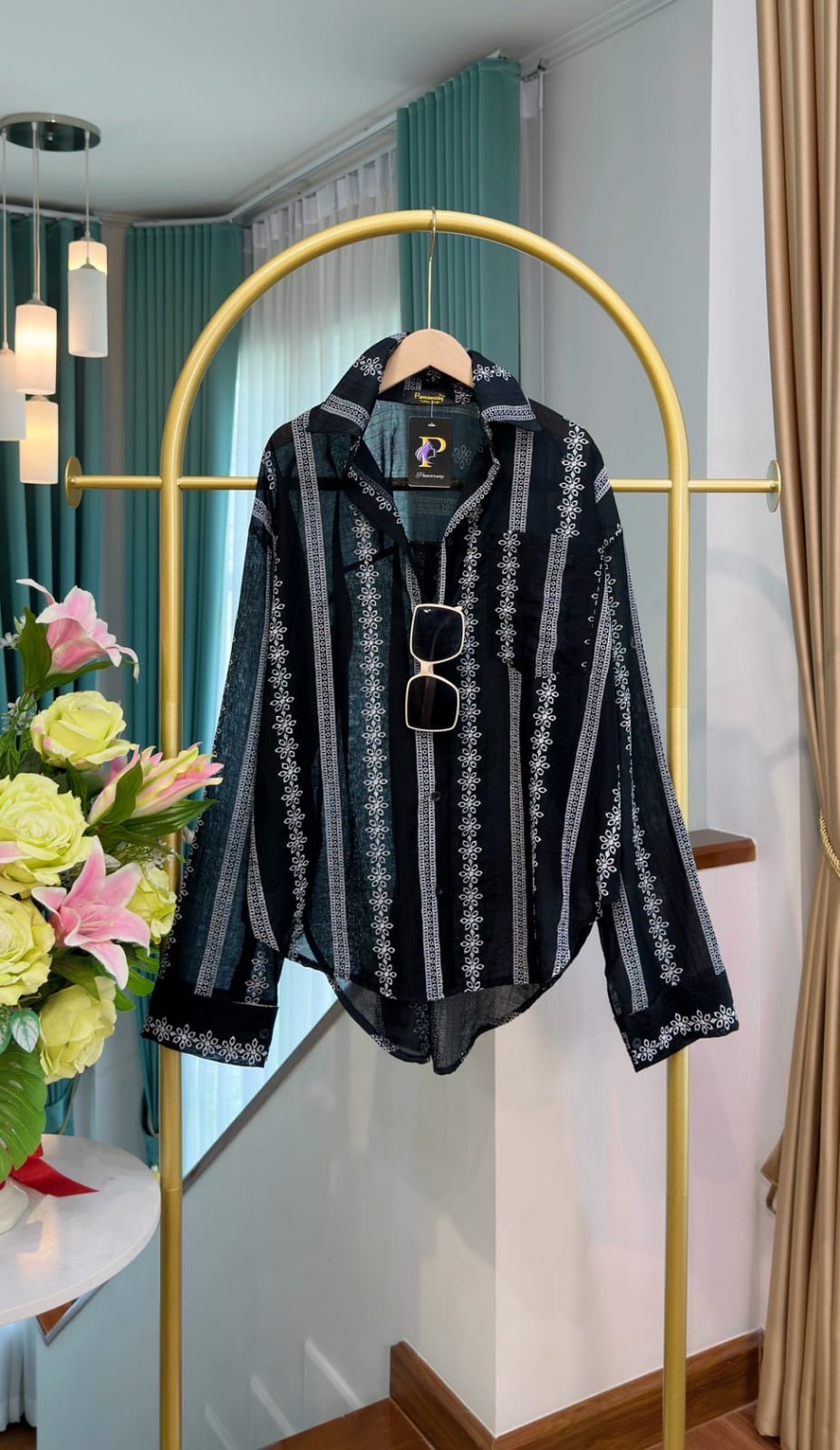 The "Chic & Detailed" shirt