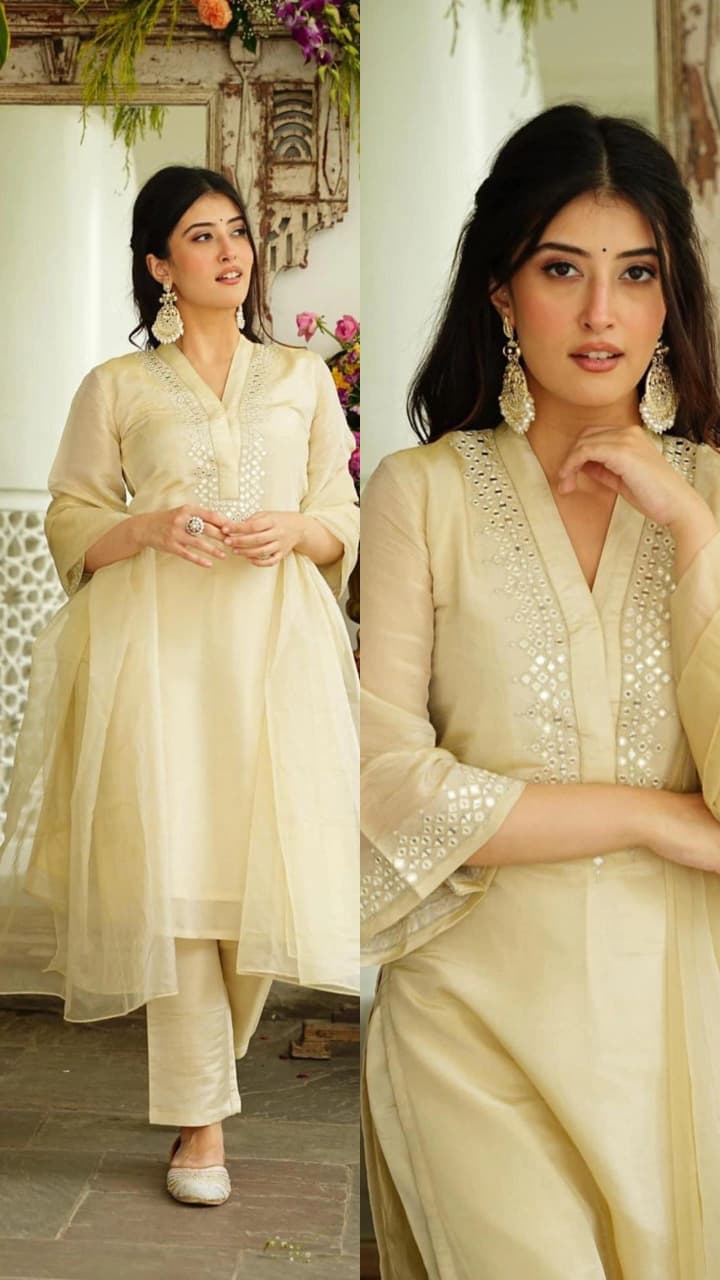 V-Neck Organza Set with Reflective Embellishments