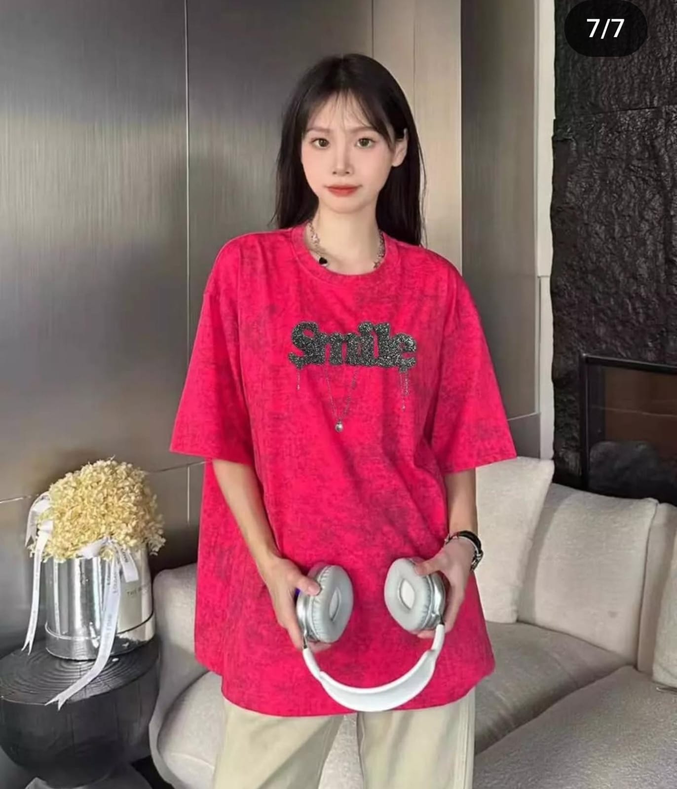 Casual Chic: smile Oversized Comfort with a Statement Touch