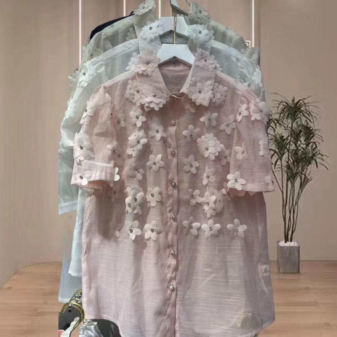 Premium summer shirt with 3 flower n studs n detachable inner