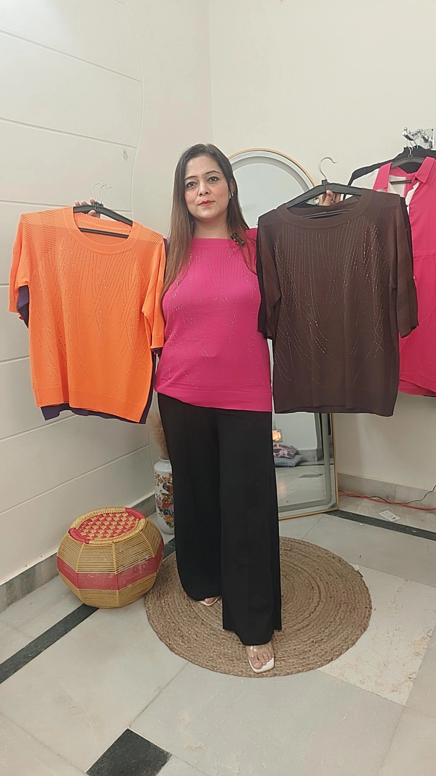 Sparkle knitted tops in trendy colors