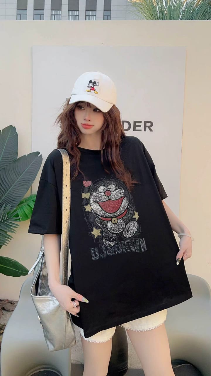 DJ&DKWN Sparkle Dora Tee – Relaxed Fit Graphic T-shirt