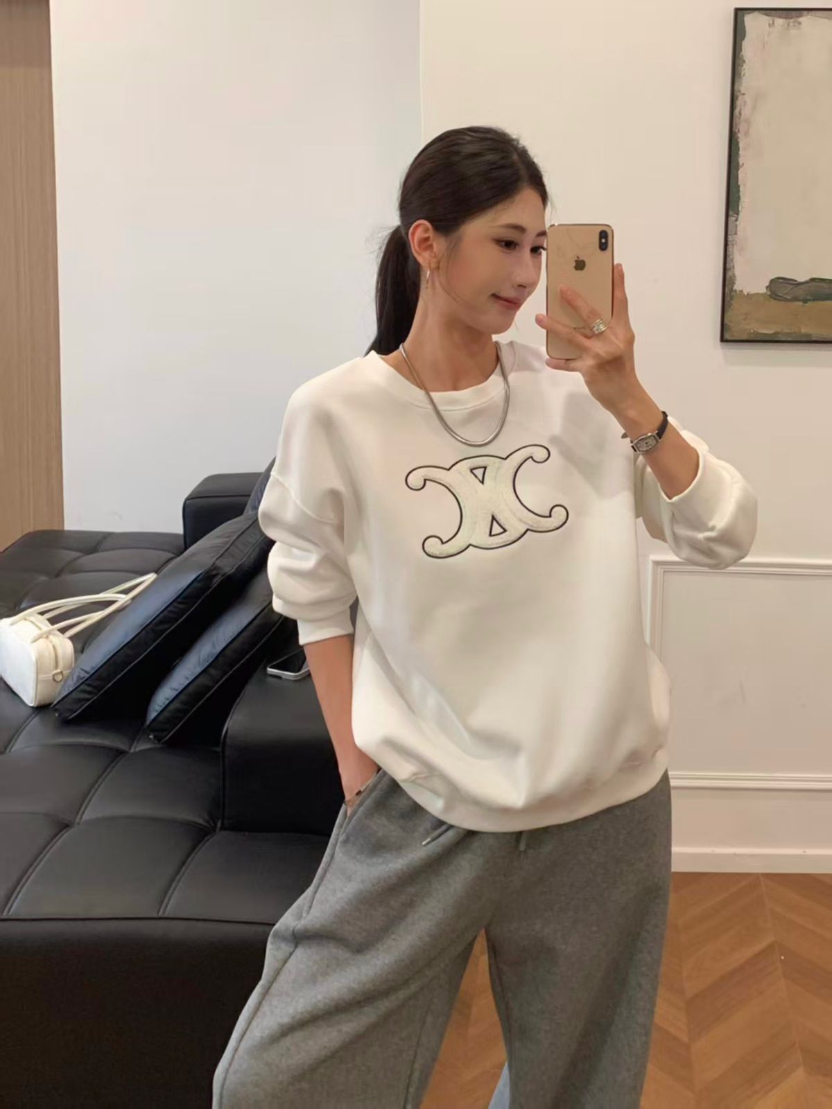 Effortlessly Cool Graphic Sweatshirt