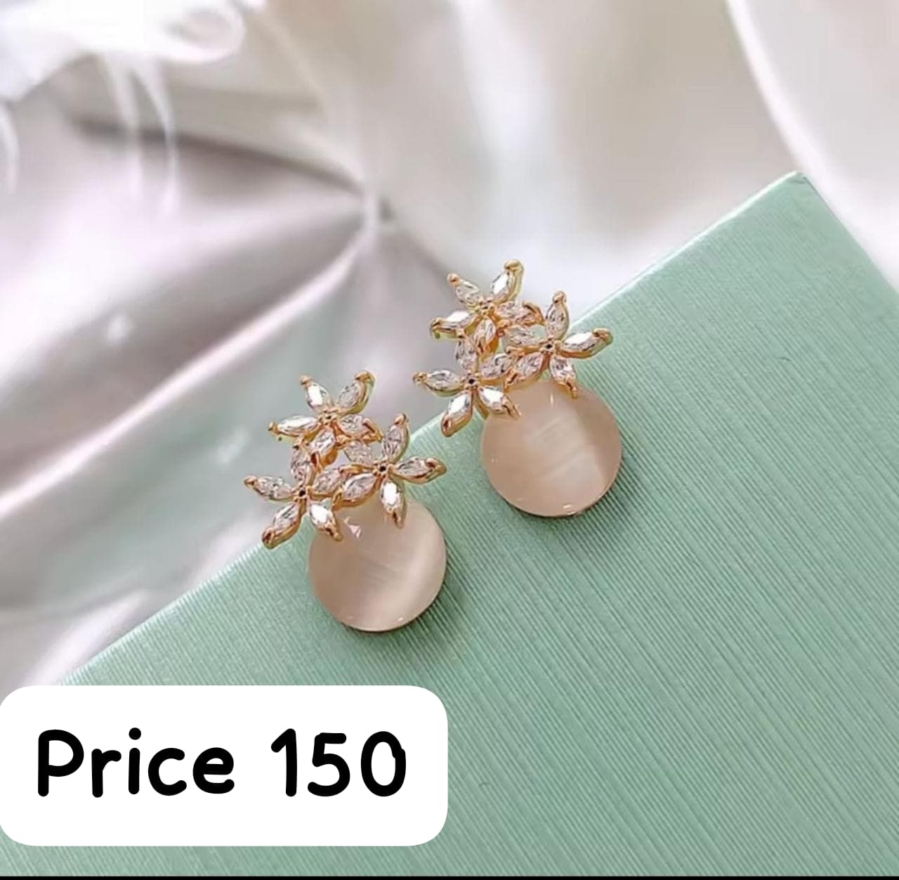 Floral Elegance Stud Earrings – Soft Pink & Crystal Shine