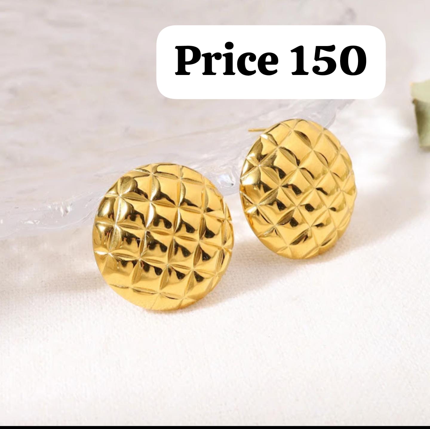 Classic & Elegant Gold Round Earrings