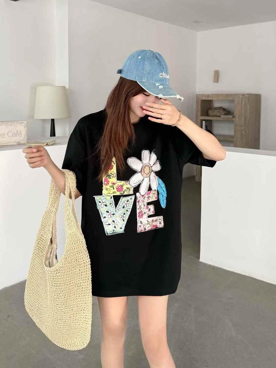 Floral Love Oversized T-Shirt - Casual Chic Vibes