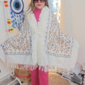 Winter embroidery stole / pochun