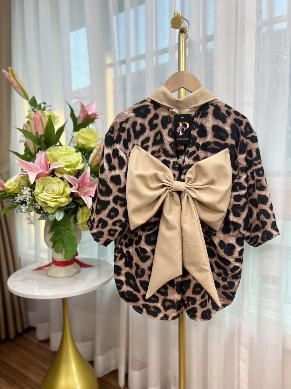 Bow leopard print shirt