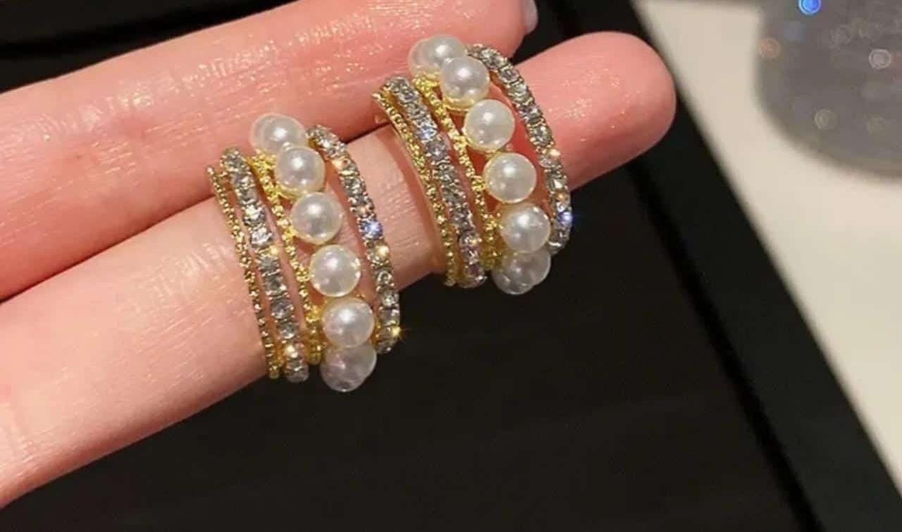 "Luxury in Every Detail: Statement Rings"