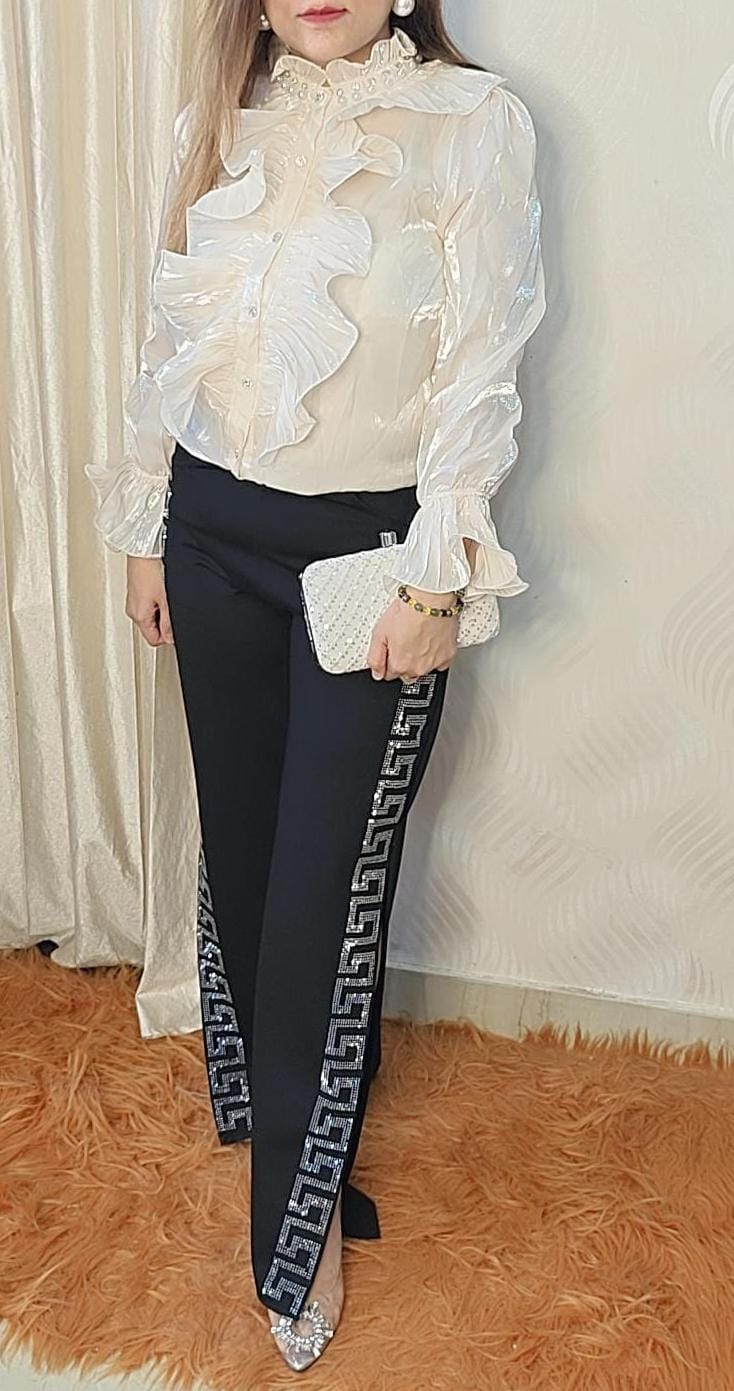 High waist square design side stone cut pant - Black