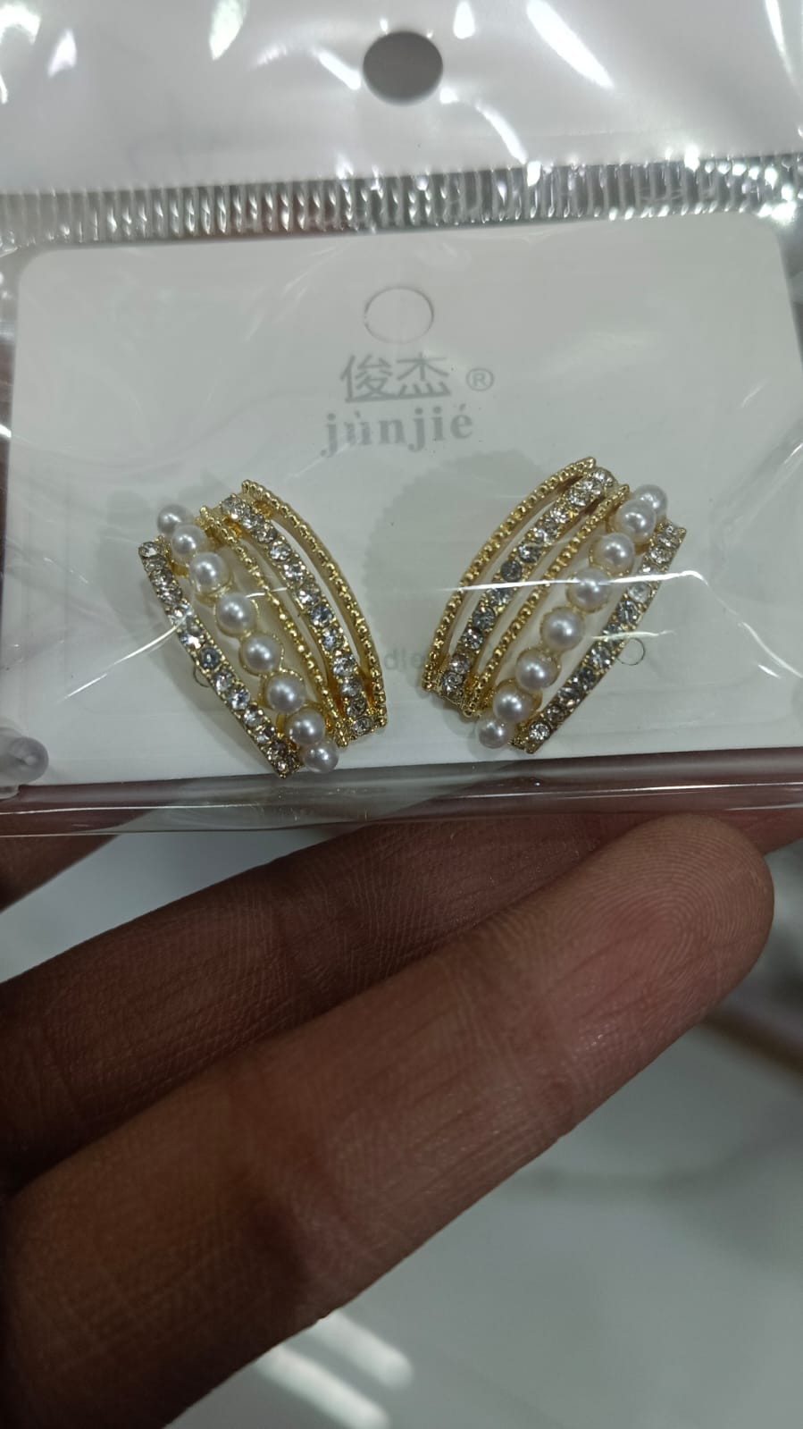 "Luxury in Every Detail: Statement Rings"
