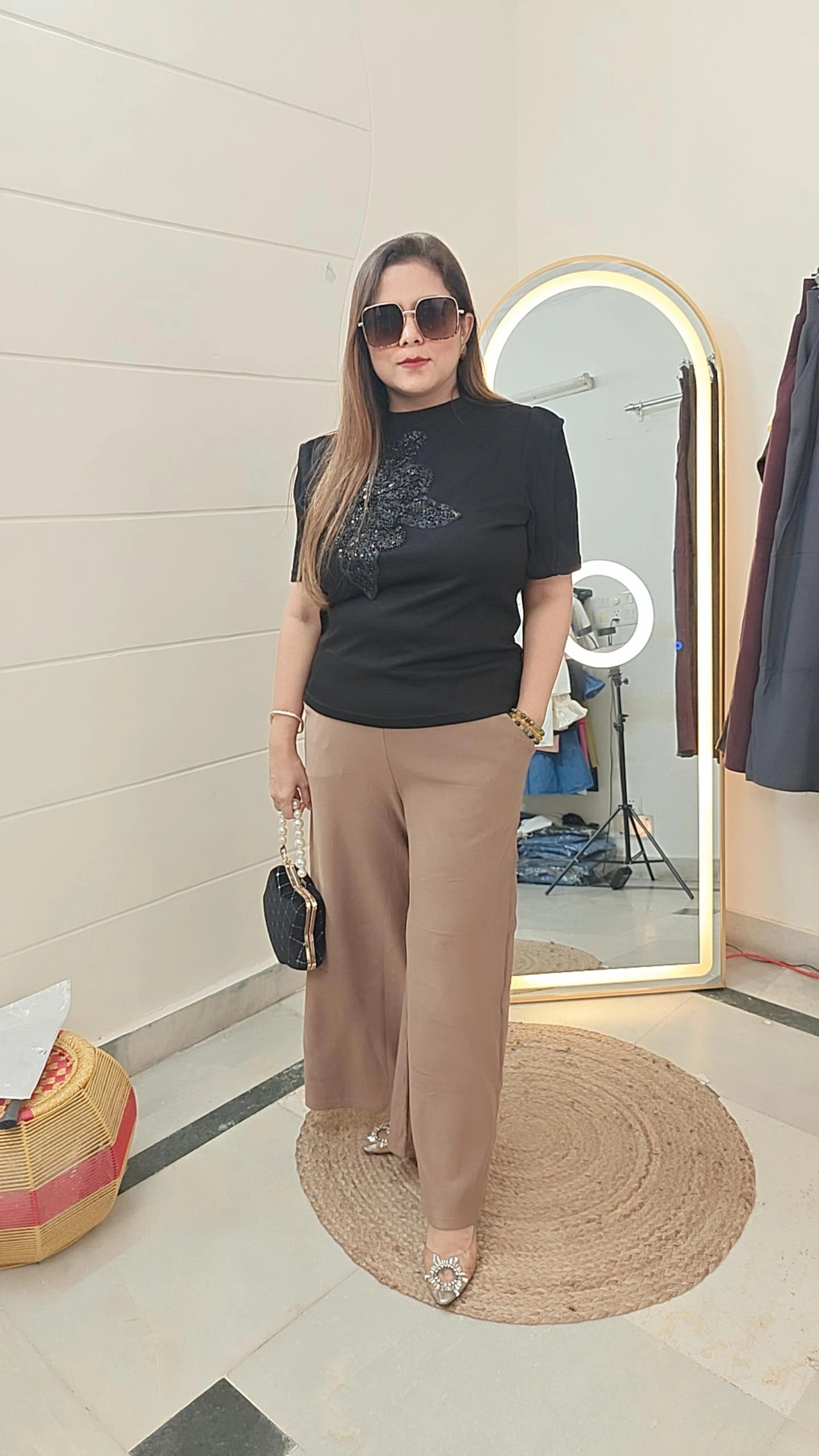 "High Waist Heaven – Versatile Flare Pants"