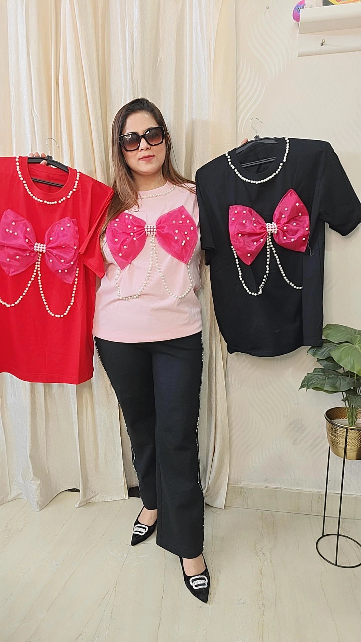 Bow pearl  statement top