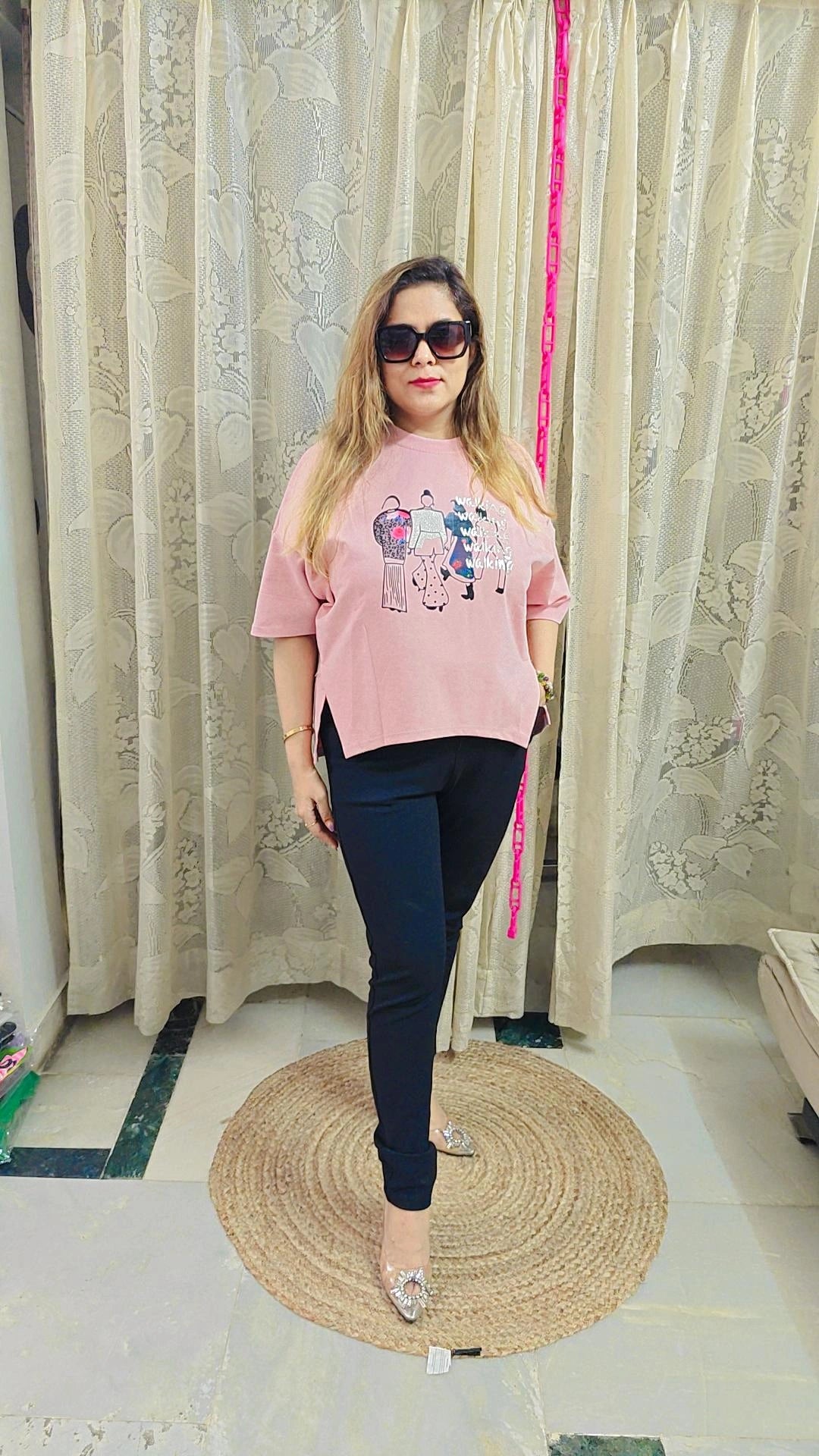 Women graphic tshirt top